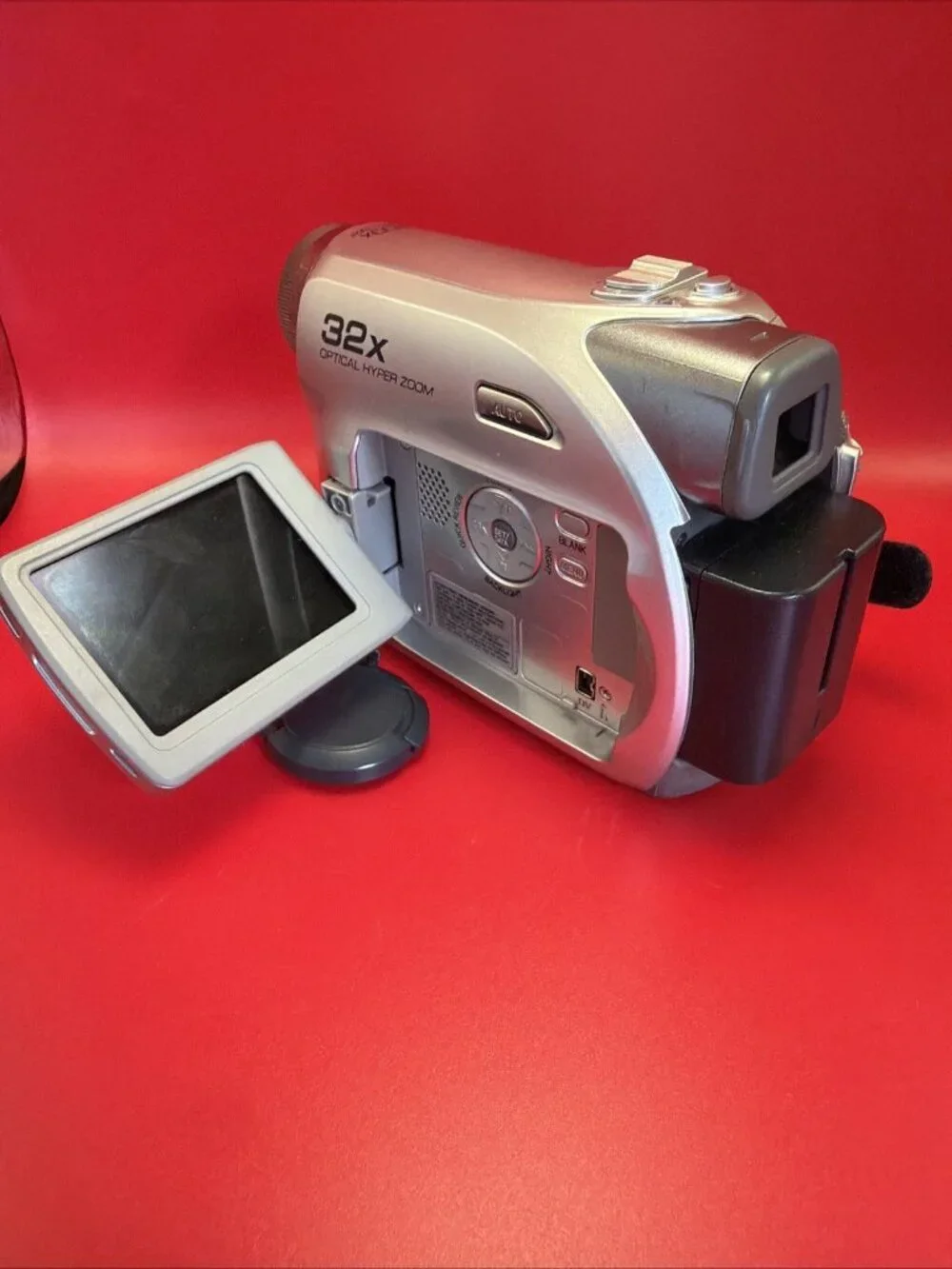 Jvc 32 Optical Zoom Camcorder